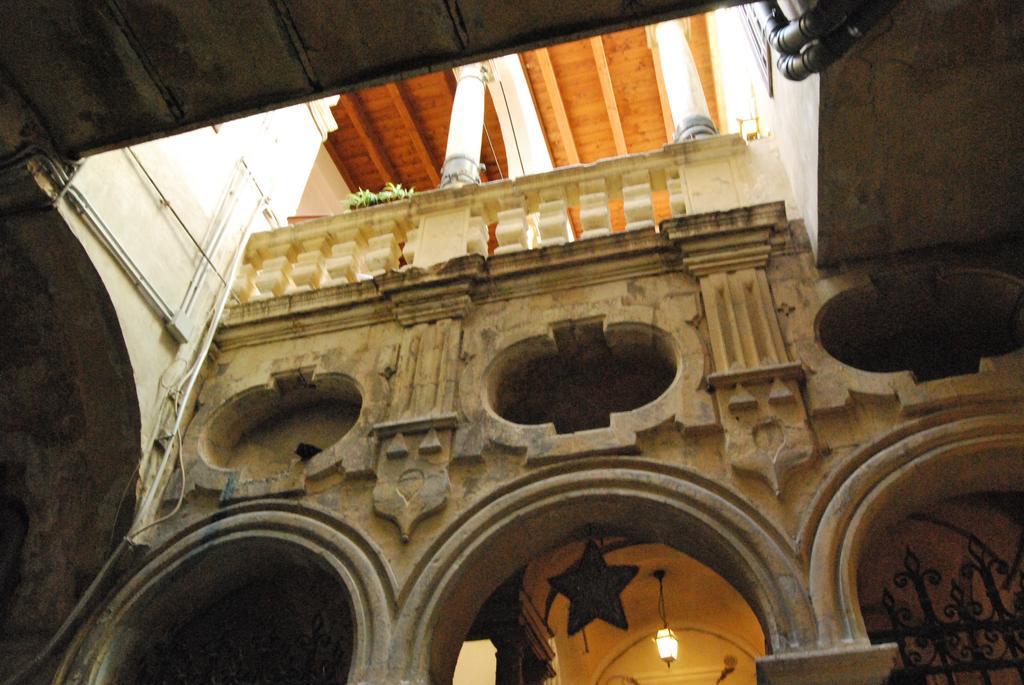 Sisters Residence Bari Extérieur photo