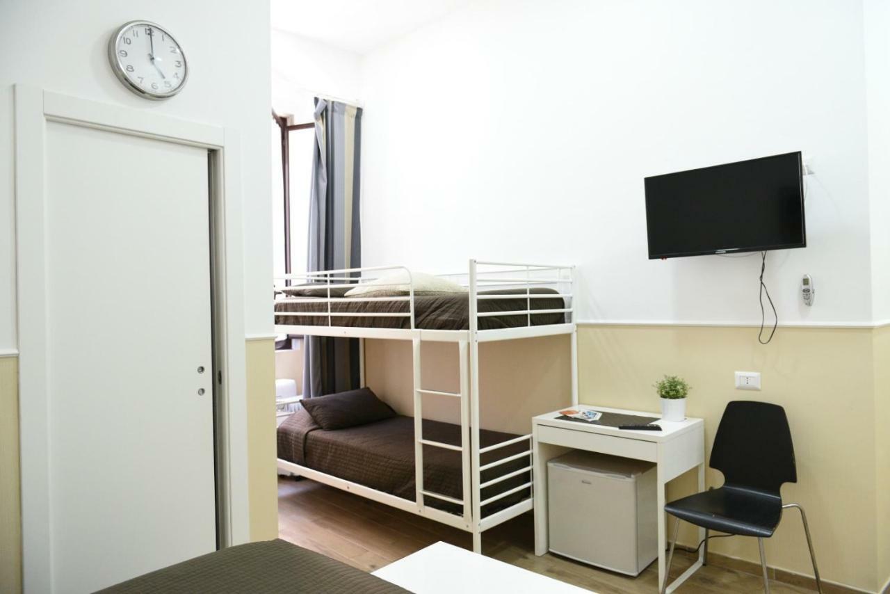 Sisters Residence Bari Extérieur photo
